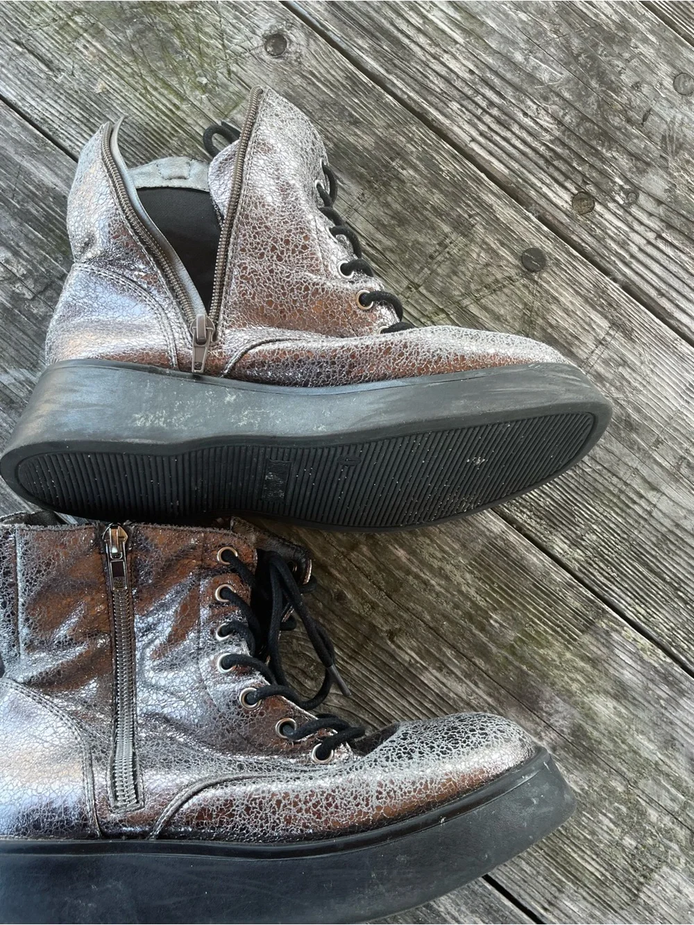 STEVE MADDEN Metallic Silver Lace-Up FAUX Platform Boots SZ 4